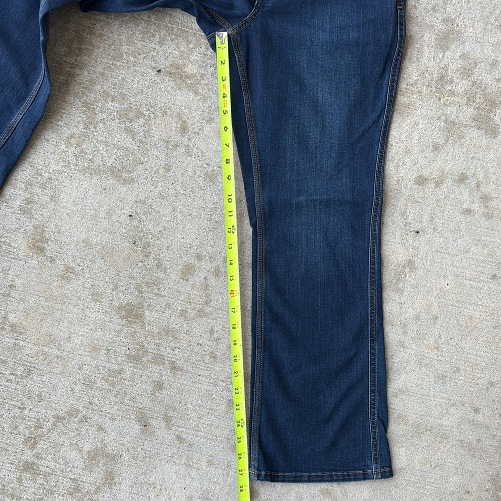 Carhartt Relaxed Fit Jeans - Picture 13 of 14